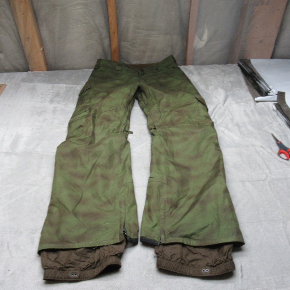 Burton Snow Pants Men Small Green Camo Dryride Waterproof Cargo Ski Winter 33x30